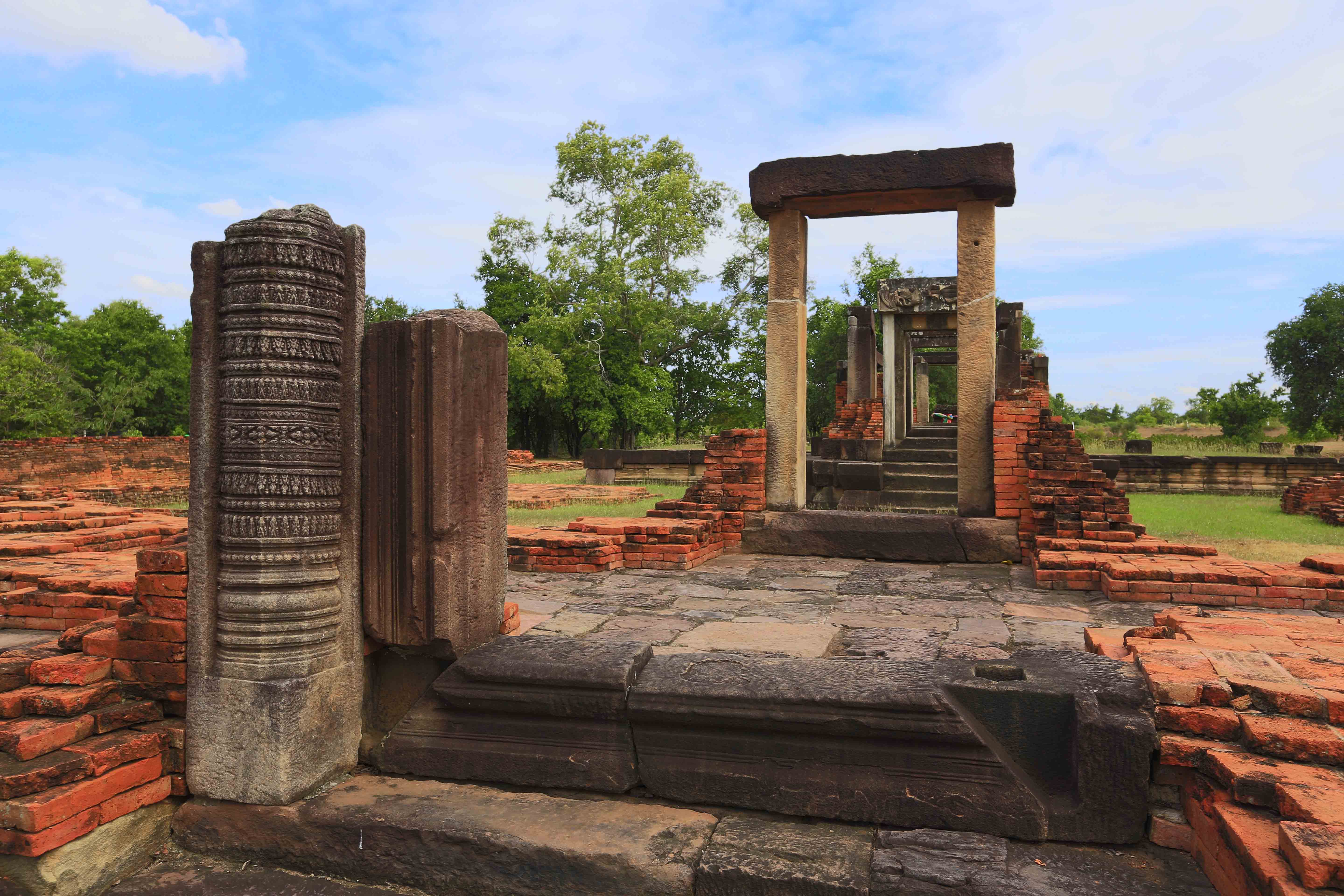 Mueang Khaek Stone Sanctuary1