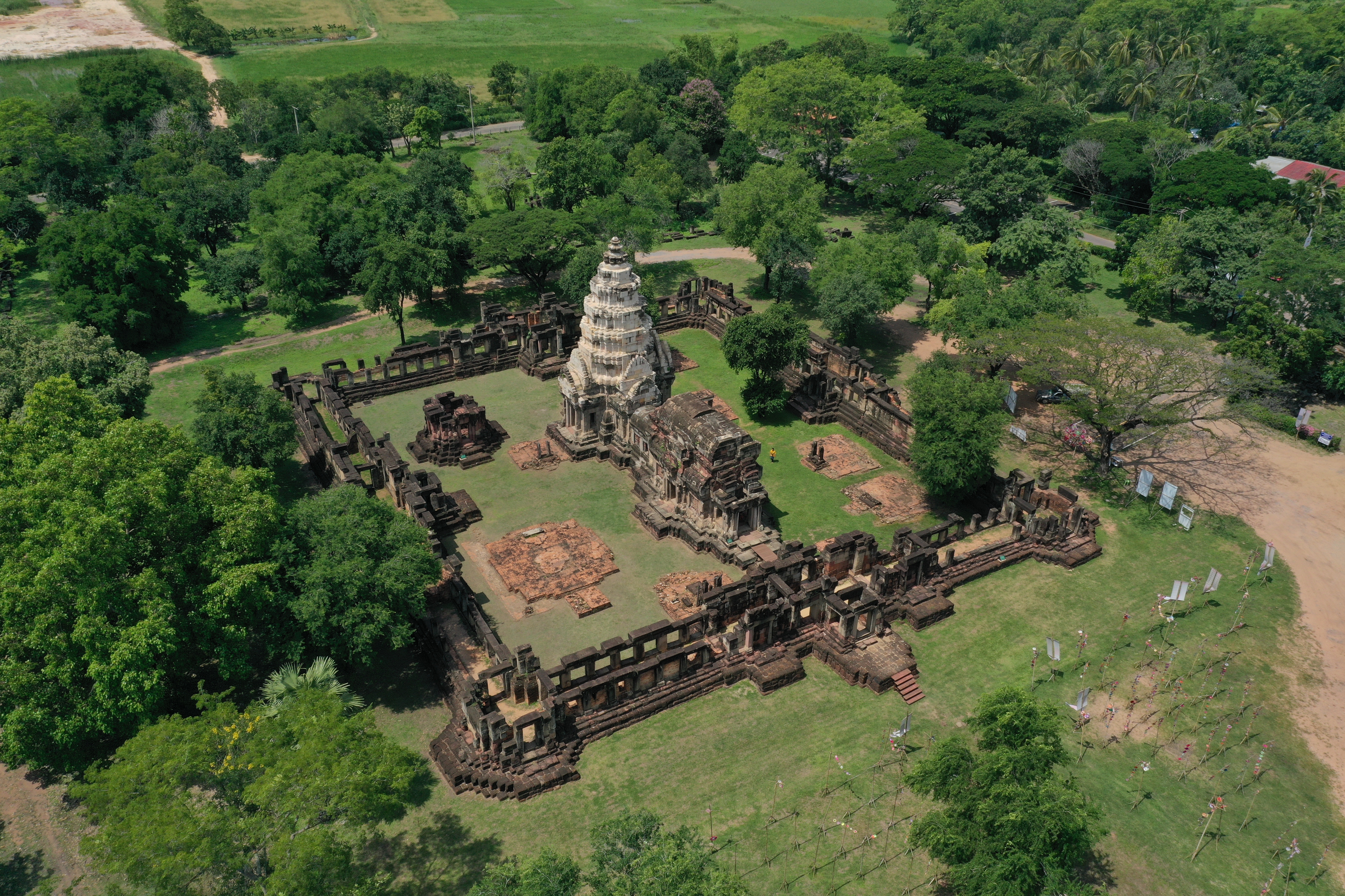 Phanom_Wan_Stone_Sanctuary1.jpg